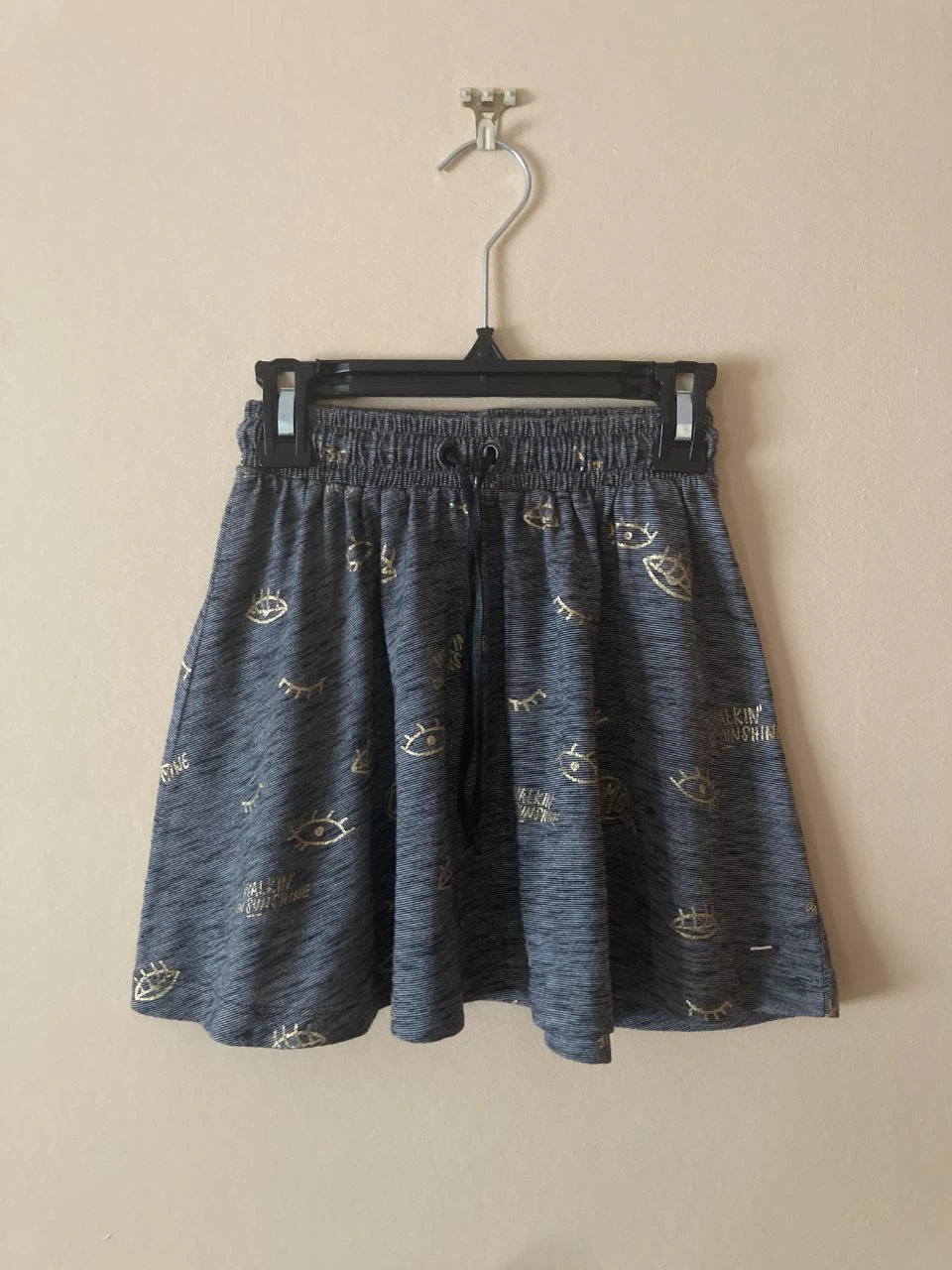 Zomeroutfit CKS meisje 8 jaar – Grijs en gouden T-shirt & Rok – photo 6